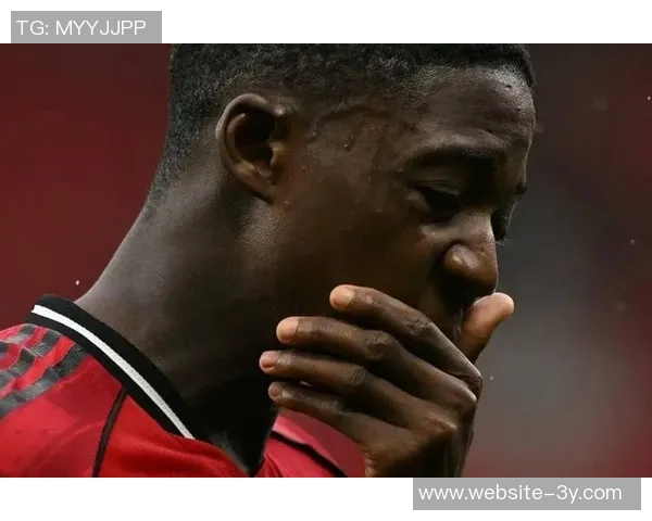 曼联不愿放梅努离队曹哥呼吁更高转会费以寻替代者