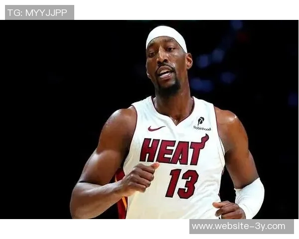 鲍威尔称赞约维奇展现真实自我期待他按风格自由发挥